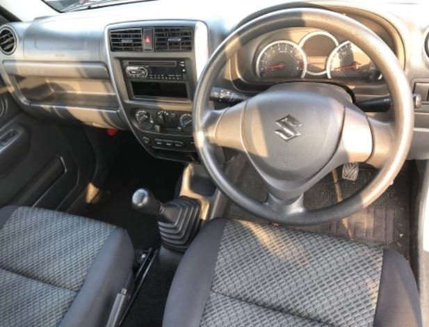 SUZUKI JIMNY JB23W WHITE 2014 Year 660cc Manual Petrol with Full Options.