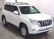 Toyota Landcruiser Prado “TX -PKG” GDJ150 PEARL 2015 Year 2800cc with TEARDROP HEADLIGHTS , LEATHER SEATS AND SUNROOF Auto Diesel with Full options.