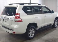 Toyota Landcruiser Prado “TX -PKG” GDJ150 PEARL 2015 Year 2800cc with TEARDROP HEADLIGHTS , LEATHER SEATS AND SUNROOF Auto Diesel with Full options.