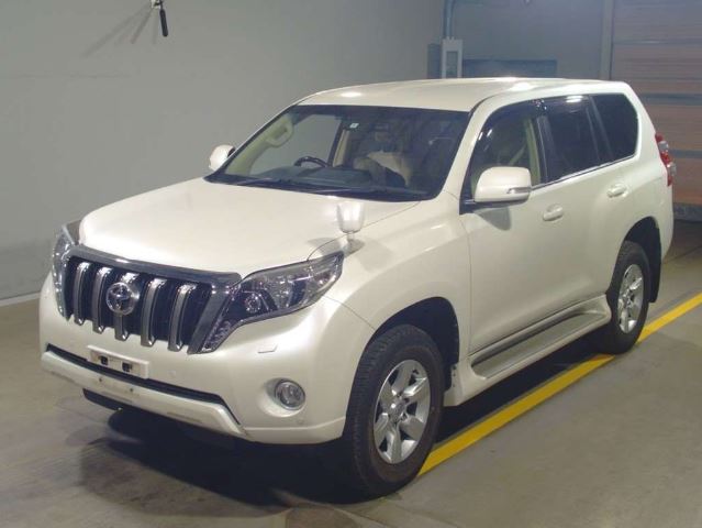 Toyota Prado PEARL 2016 Year “TX-L-PKG” GDJ150 2800cc with BEIGE LEATHER SEATS AND TEARDROP HEADLIGHTS Auto Diesel with Full options.