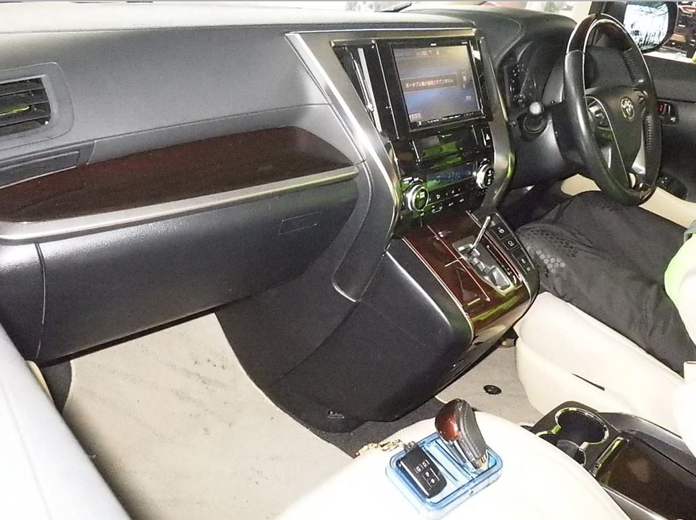 Toyota Alphard AGH30 BLACK 2016 Year- X PKG NEW SHAPE 2500cc Auto Petrol with SUNROOF..