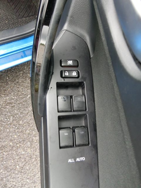 Toyota Auris BLUE 2017 Year NZE184H HATCHBACK 1500cc Auto Petrol with Full Options.