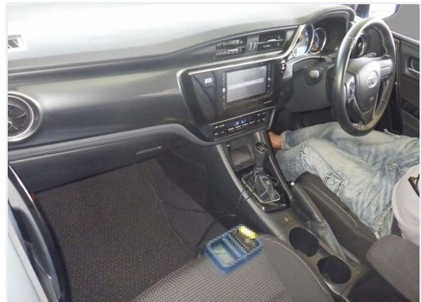 Toyota Auris BLUE 2017 Year NZE184H HATCHBACK 1500cc Auto Petrol with Full Options.