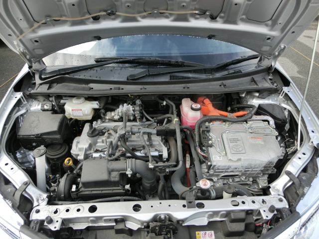 Toyota Fielder -HYBRID SILVER EX GRADE 2019 Year NKE165 NEW SHAPE 1500cc Automatic Petrol with Full Options.