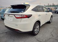Toyota Harrier PEARL ZSU60 PROGRESS PACKAGE 2018 Year 2000cc Auto Petrol with HALF LEATHER SEATS. And JBL System.