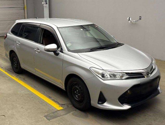 Toyota Fielder SILVER 2018 Year NRE161 – 1.5G “PKG” 1500cc Auto Petrol with BROWN LEATHER SEATS..