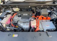 Toyota Harrier HYBRID SILVER AVU65W ELEGANCE 4WD PACKAGE 2019 Year 2500cc Auto Petrol with BROWN HALF LEATHER SEATS.