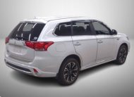 Mitsubishi Outlander PHEV – HYBRID PEARL 2018 Year GG2W ” G NAVI PKG” 2000cc 5 SEATER Auto Petrol with HALF LEATHER SEATS.