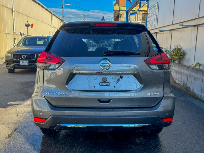 Nissan X-Trail GREY NT32 “20S PKG” 5 SEATER 2019 Year 2000cc Auto Petrol with Full Options.