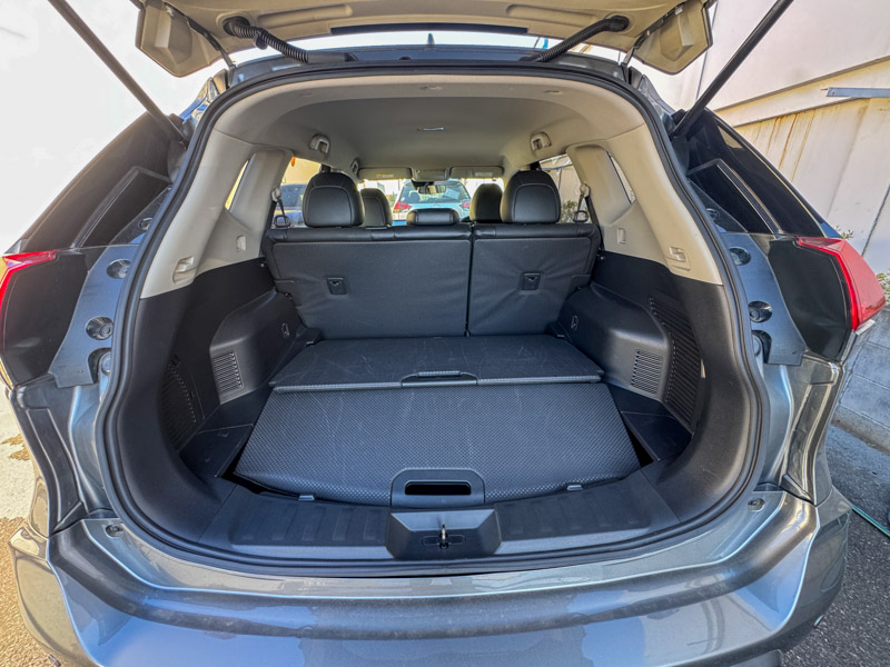 Nissan X-Trail GREY NT32 “20S PKG” 5 SEATER 2019 Year 2000cc Auto Petrol with Full Options.