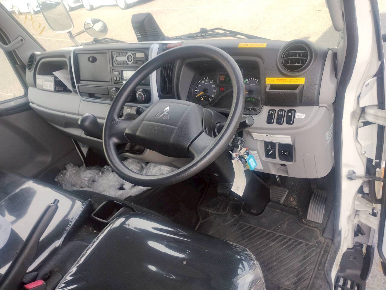Mitsubishi Fuso Canter FBA20 White 2019 Year 3000cc Manual Diesel WITH FREEZER BODY.