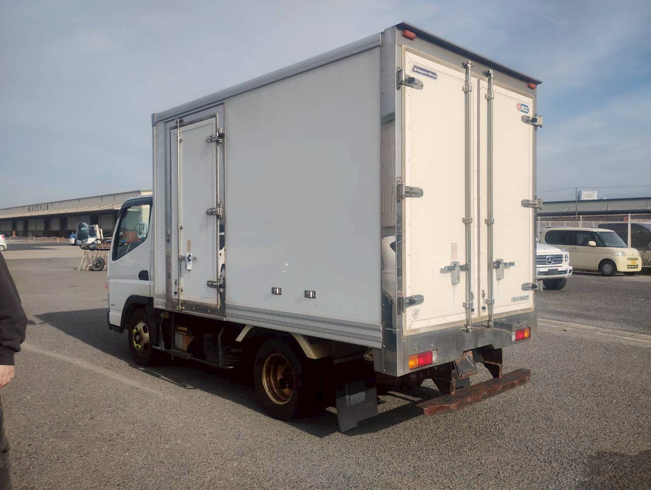 Mitsubishi Fuso Canter FBA20 White 2019 Year 3000cc Manual Diesel WITH FREEZER BODY.