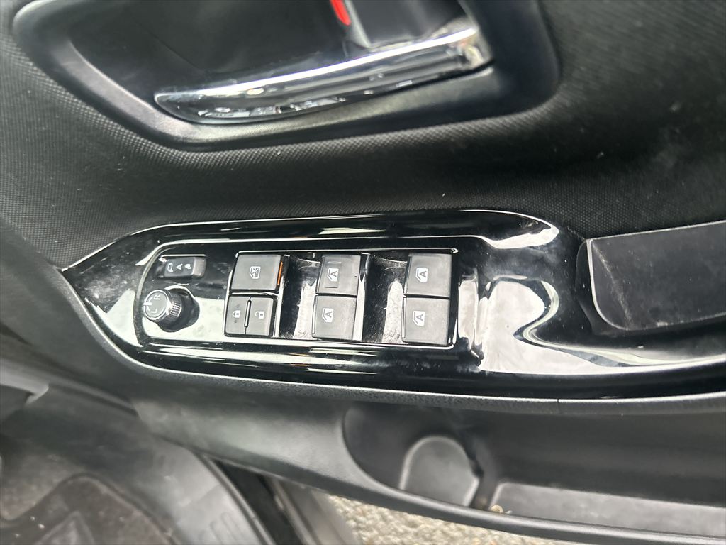 Toyota Voxy BLACK ZRR80W 2019 Year “ZS KIRAMEKI II PKG” 7 SEATER 2000cc Auto Petrol with Full Options.