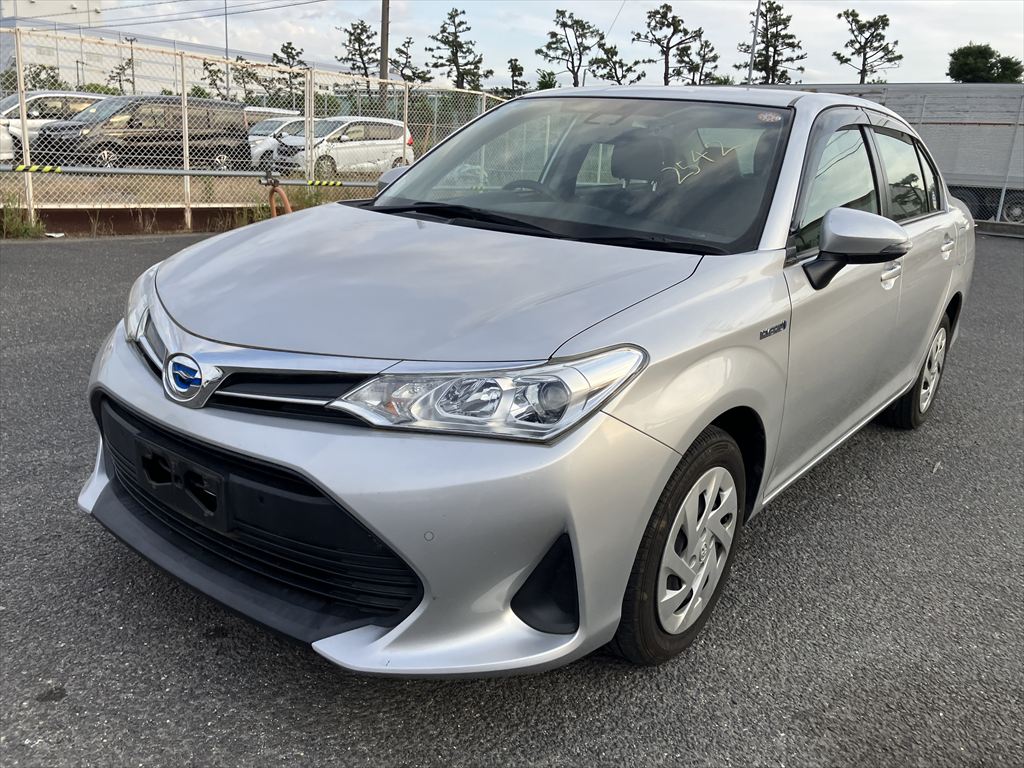 Toyota Corolla Axio HYBRID SILVER 2019 Year NKE165 NEW SHAPE 1500cc Auto Petrol with Full Options