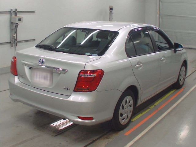 Toyota Corolla Axio HYBRID SILVER 2019 Year NKE165 NEW SHAPE 1500cc Auto Petrol with Full Options