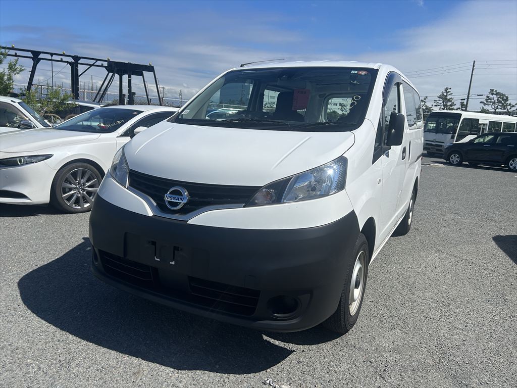 Nissan Vanette NV200 WHITE 2020 Year – DX PKG NEW SHAPE 1600cc Automatic Petrol.