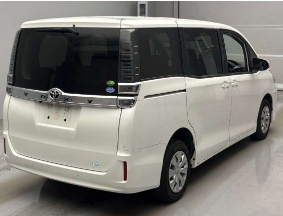 Toyota VOXY PEARL 2019 Year ZRR85G NEW SHAPE X 4WD PKG 2000cc Auto Petrol with 8 Seater and Full Options