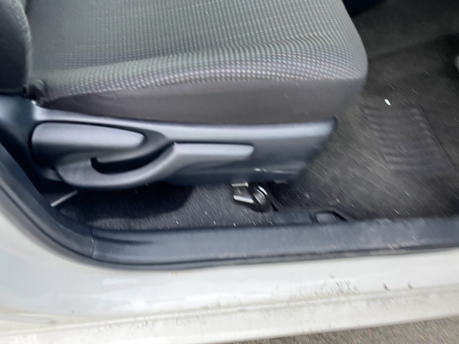 Toyota Vitz PEARL 2019 Year – ”F PKG” NEW SHAPE KSP130 1000cc Auto Petrol with Full Options.